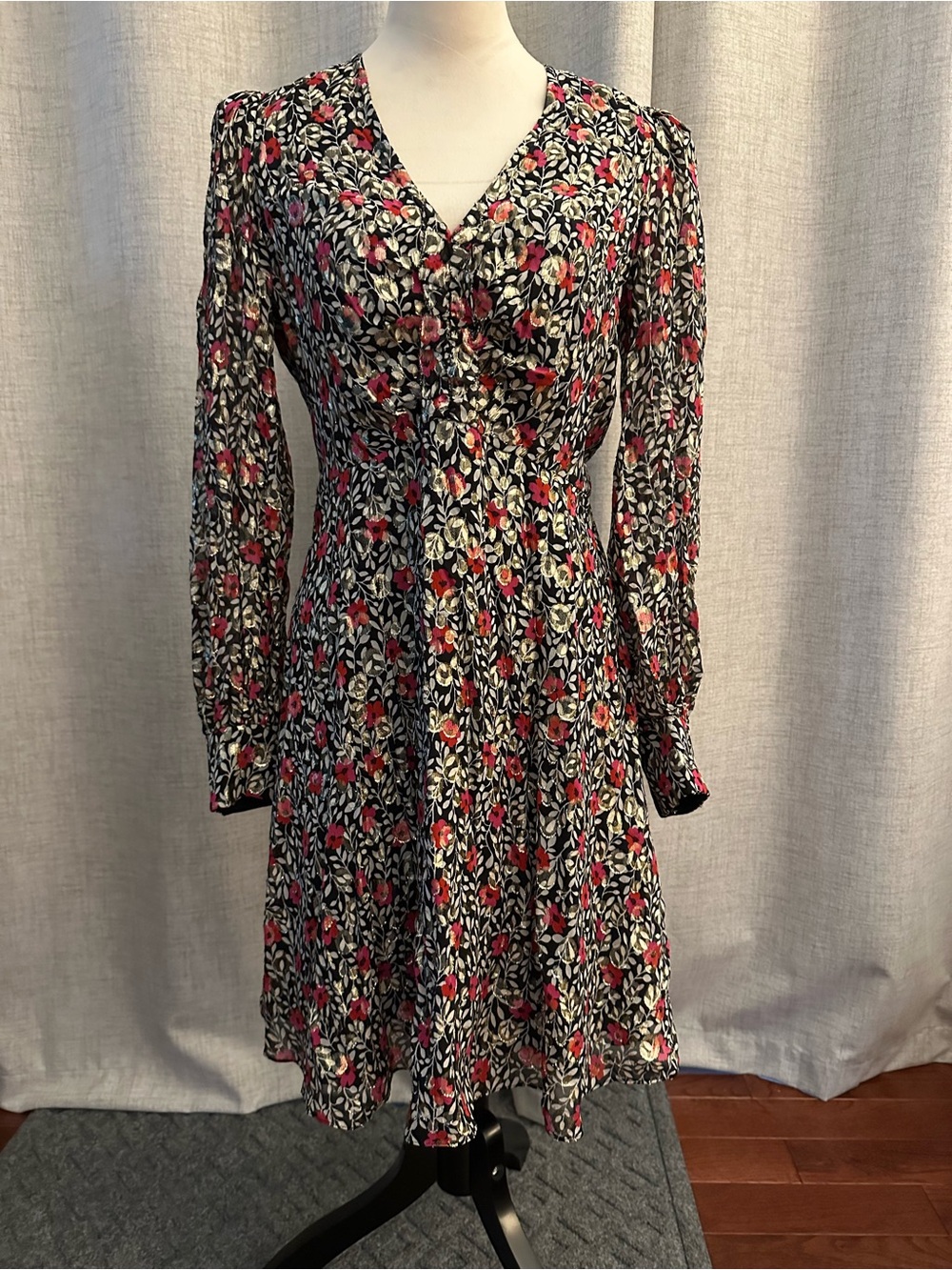 kate spade Black Floral Long Sleeve V-Neck Dress with Red Accents
